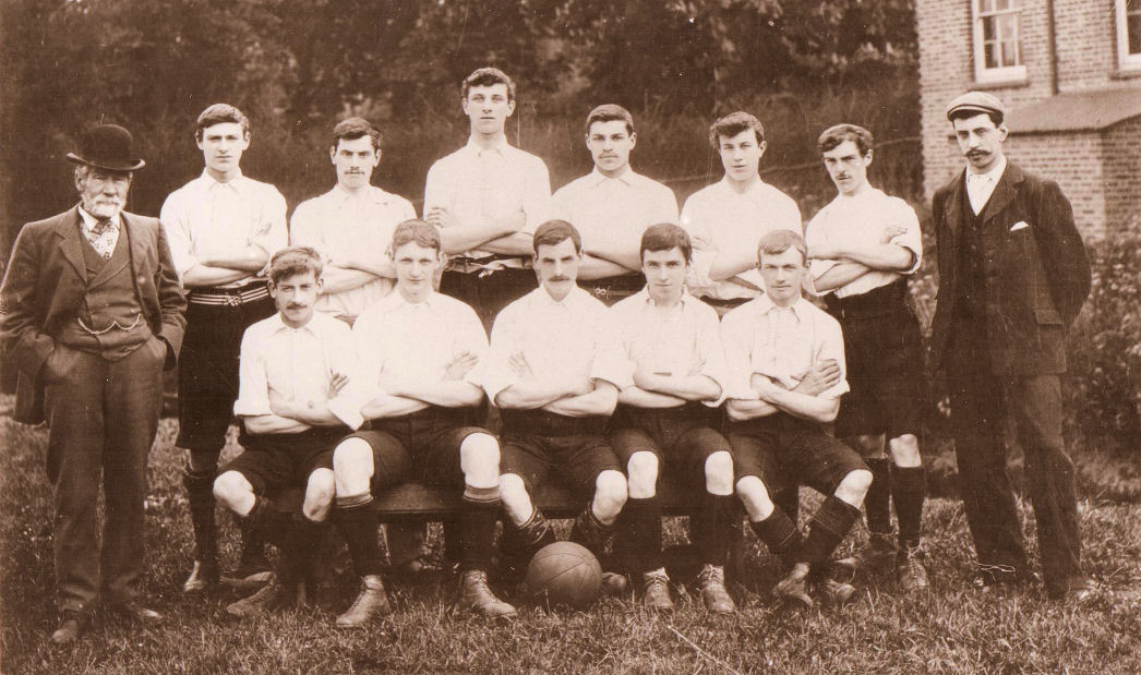 Hertfordshire Genealogy Apsley Football Team, 1912